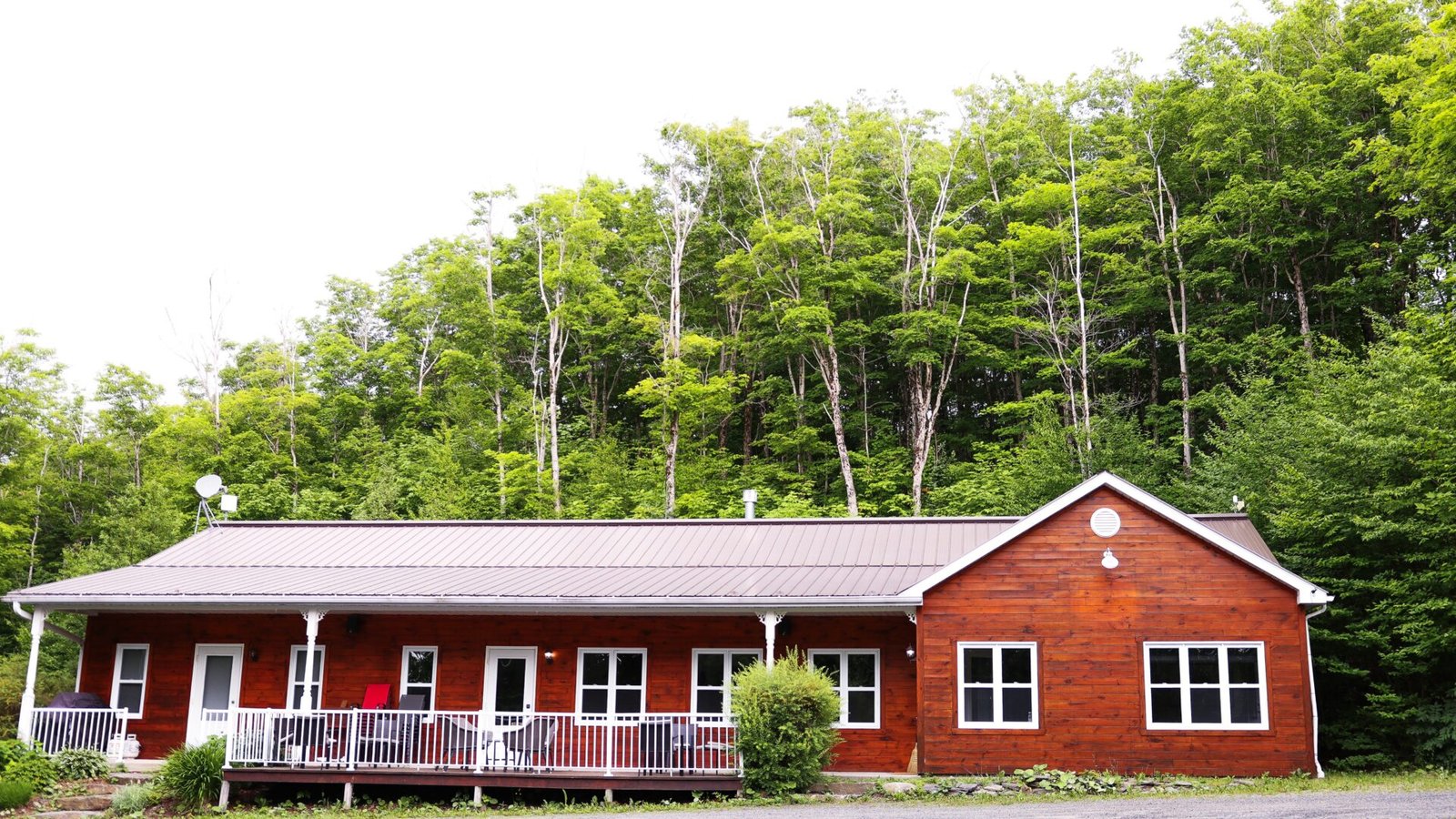 Chambre du Montagnais – 1 lit avec salle de bain privée
